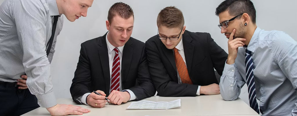 Hiring Managers Review Your Resume